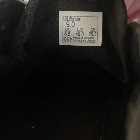 Vans Women’s Classic Black and White Sneakers - Picture 2 of 3